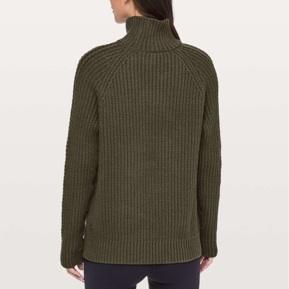 Lululemon Bring The Cozy Turtleneck - Picture 3 of 7